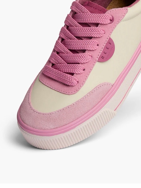 Reef Shoes - Reef Women's Pink and Cream Platform Casual Sneaker